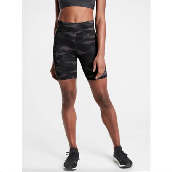 Athleta Pants - Athleta ultimate stash pocket biker shorts small